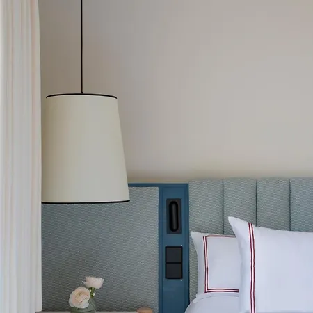 Don Carlos Hotel