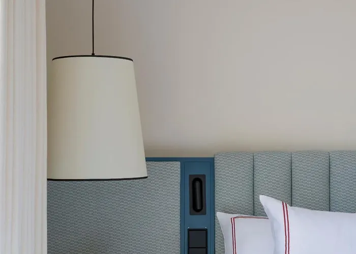 Don Carlos Szálloda